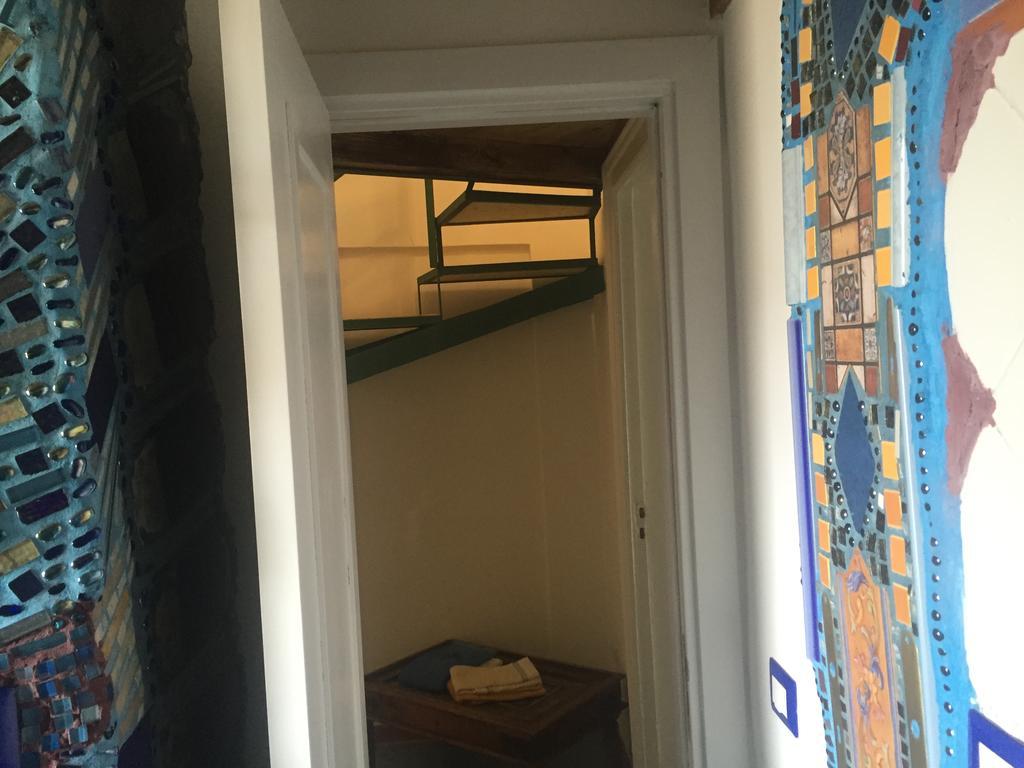 לינה וארוחת בוקר נאפולי Casa Di Erminia מראה חיצוני תמונה