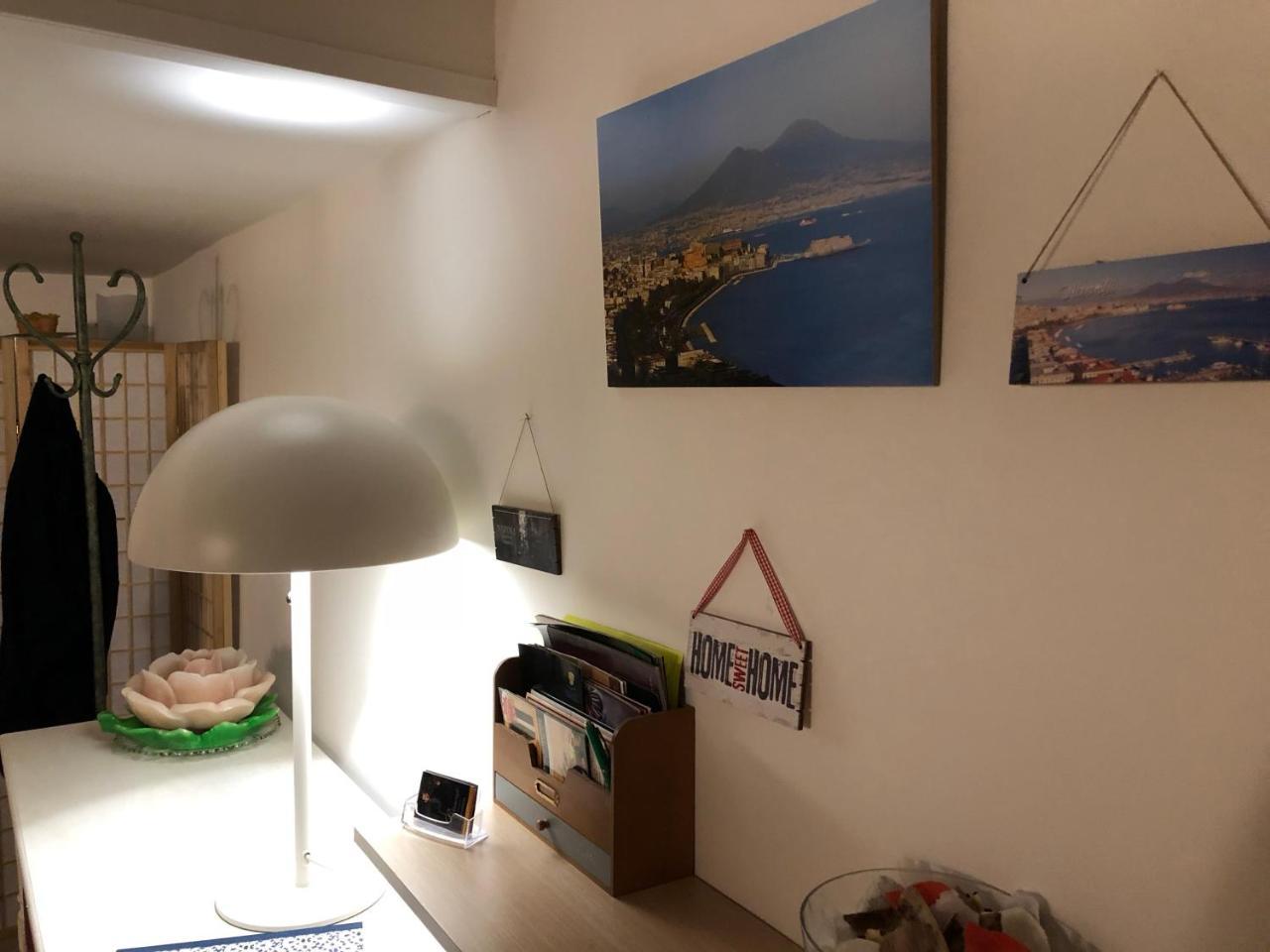 לינה וארוחת בוקר נאפולי Casa Di Erminia מראה חיצוני תמונה