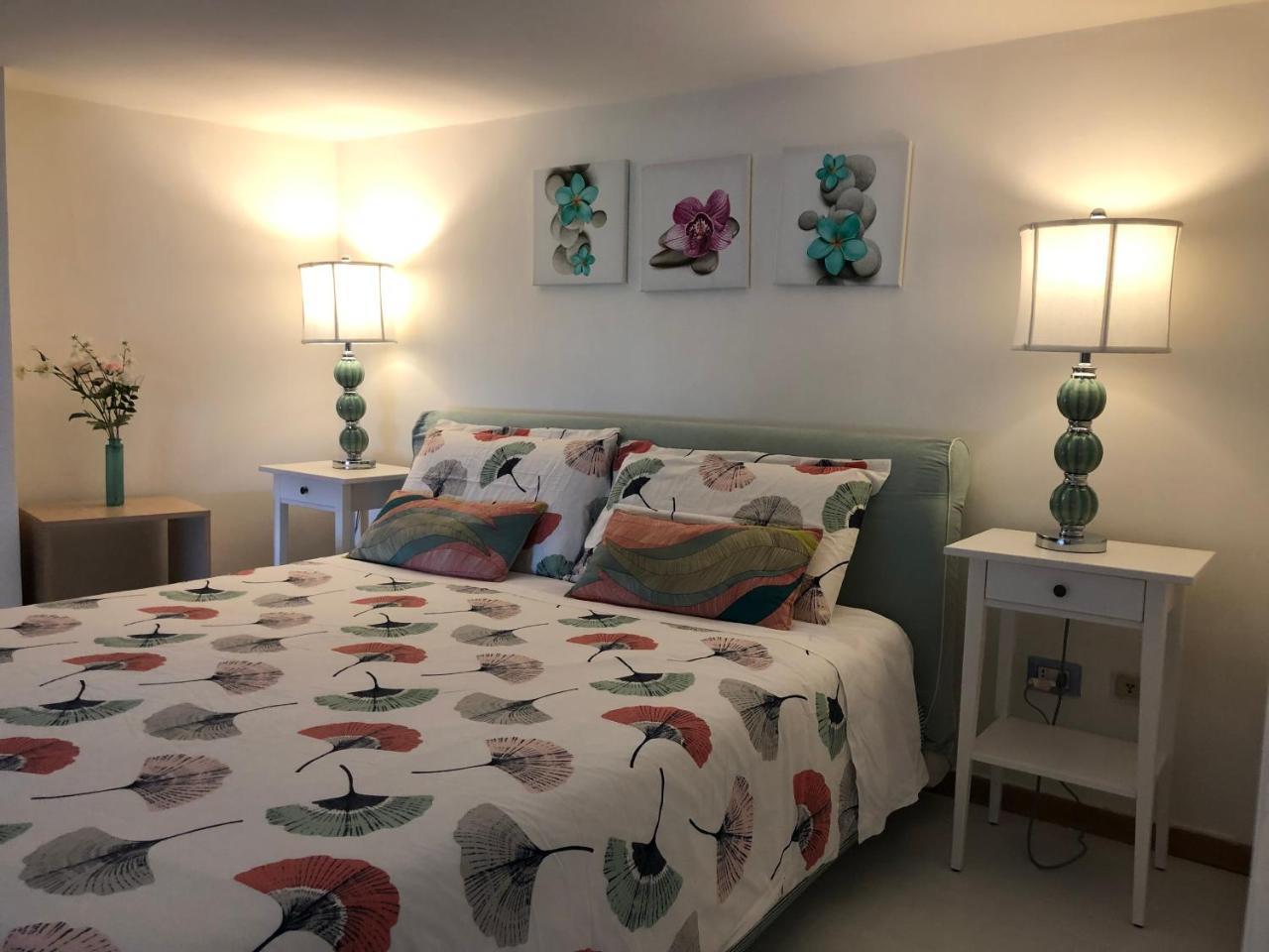 לינה וארוחת בוקר נאפולי Casa Di Erminia מראה חיצוני תמונה